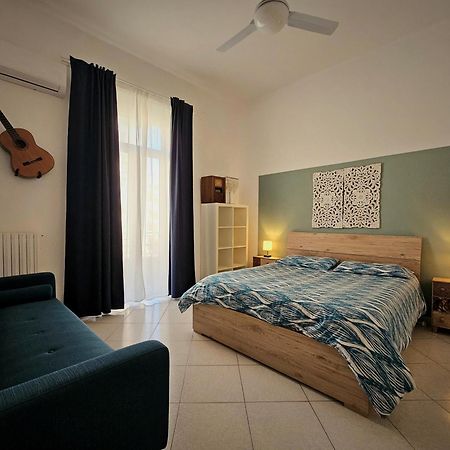 Flower 11 Apartment Bari Exterior foto